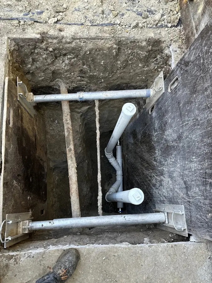 Experienced plumber completing Gas Line Repair work in Elfers